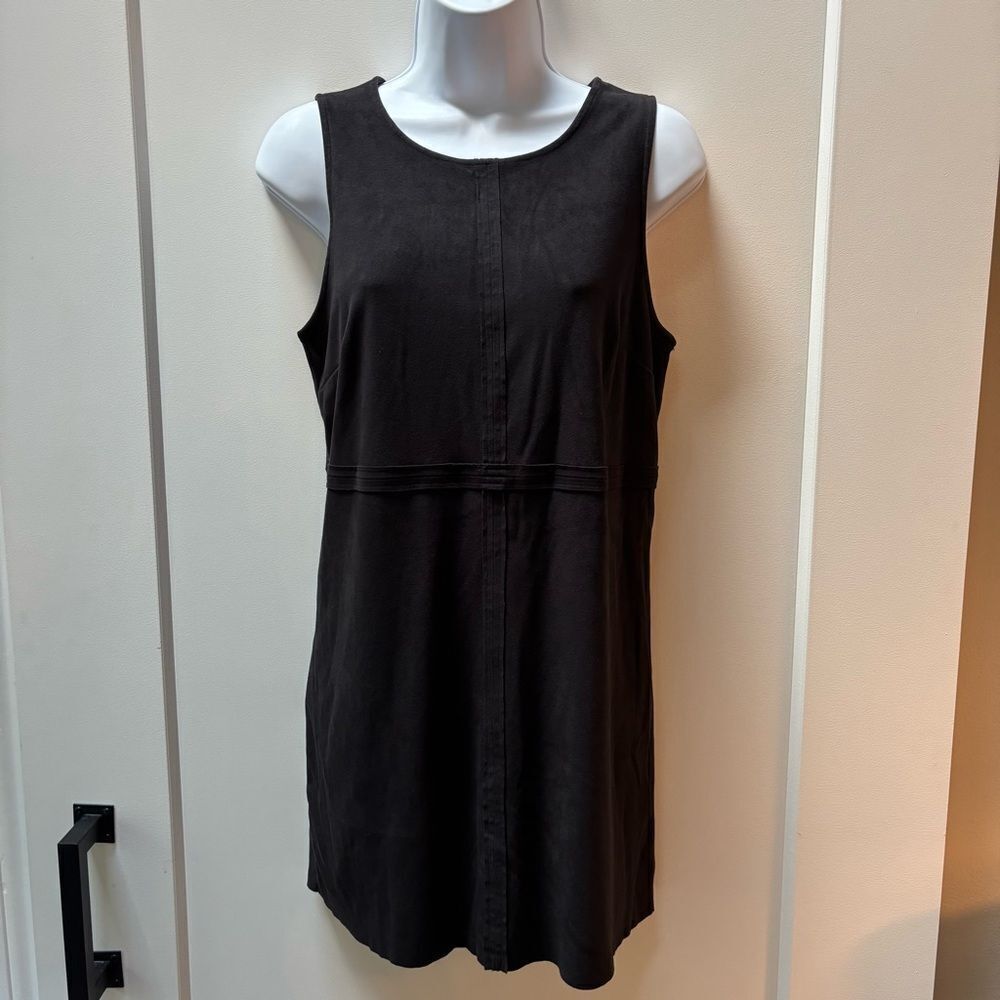 Kensie Black Sleeveless Shift Dress with Exposed Gold Zipper – Size M